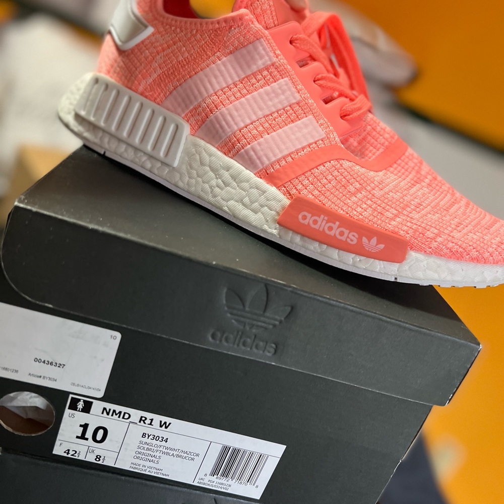 10 Womens NMD